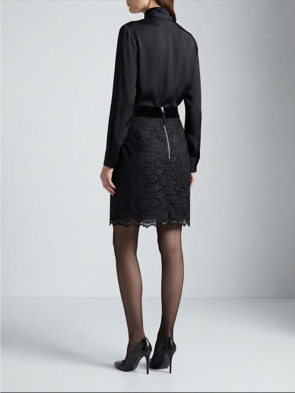 Dolce & Gabbana Black Lace Mini Skirt, IT (40)/US (4), EUC